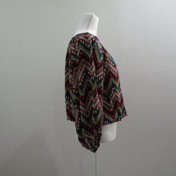 R. Rouge_M_used long sleeve blouse_multi color - zigzag pattern - Picture 2 of 5